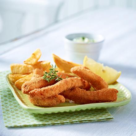 Gebackene Lachsstreifen mit Sauce Tartare Rezept Gebackene Lachsstreifen mit Sauce Tartare Rezept
