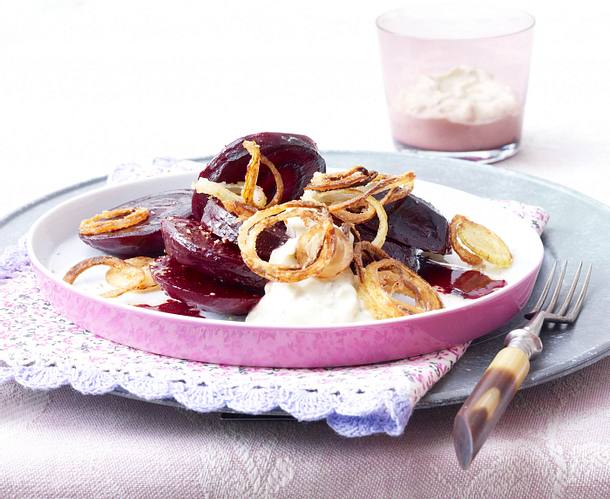 Gebackene Rote Bete mit Knoblauchbutter Rezept Gebackene Rote Bete mit Knoblauchbutter Rezept