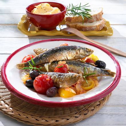 Gebackene Sardinen mit geschmorten Tomaten Rezept Gebackene Sardinen mit geschmorten Tomaten Rezept