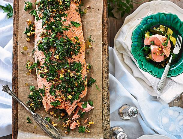 Gebackener Lachs zu Meerrettichrisotto und grünem Gemüse Rezept Gebackener Lachs zu Meerrettichrisotto und grünem Gemüse Rezept