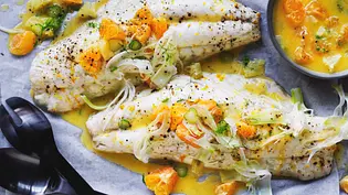 Gebackenes Fischfilet „Volle Power voraus“ Rezept - Foto: LECKER @ Bauer Media Group Gebackenes Fischfilet „Volle Power voraus“ Rezept - Foto: LECKER @ Bauer Media Group