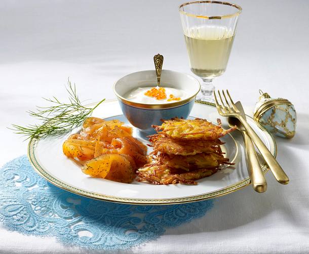 Gebeizter Lachs mit Kartoffel-Rösties (für 8-10 Personen) Rezept
