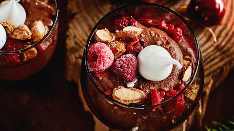 Gebrannte-Mandel-Schoko-Mousse Rezept - Foto: House of Food / Bauer Food Experts KG
