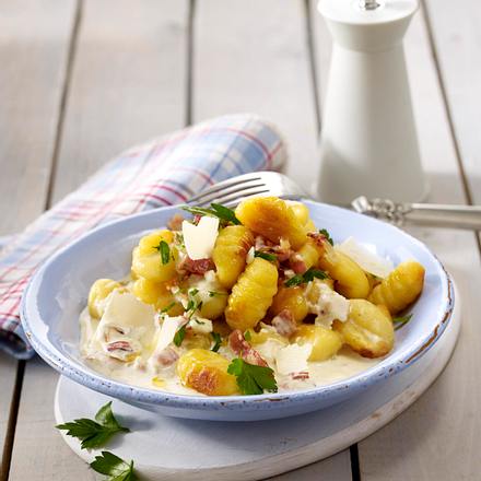 Gebratene Gnocchi à la panna Rezept Gebratene Gnocchi à la panna Rezept