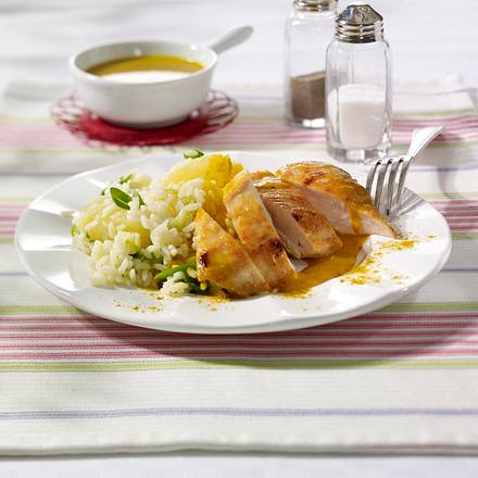 Gebratene Hähnchenbrust mit Curryrahm Rezept Gebratene Hähnchenbrust mit Curryrahm Rezept