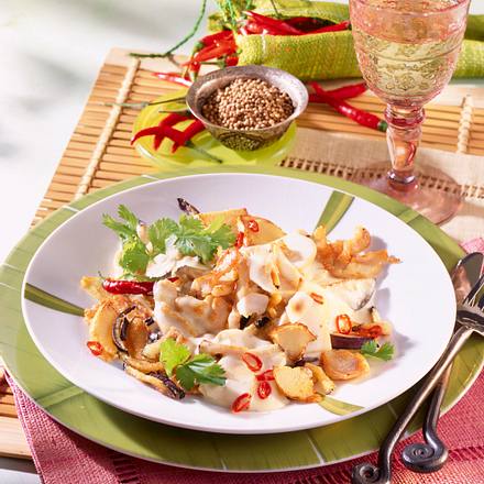 Gebratene Hähnchenstreifen mit Kokossoße Rezept Gebratene Hähnchenstreifen mit Kokossoße Rezept
