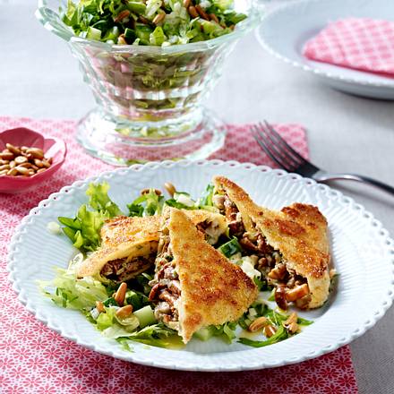 Gebratene Maultaschenschnitzel mit Pilzfüllung Rezept Gebratene Maultaschenschnitzel mit Pilzfüllung Rezept