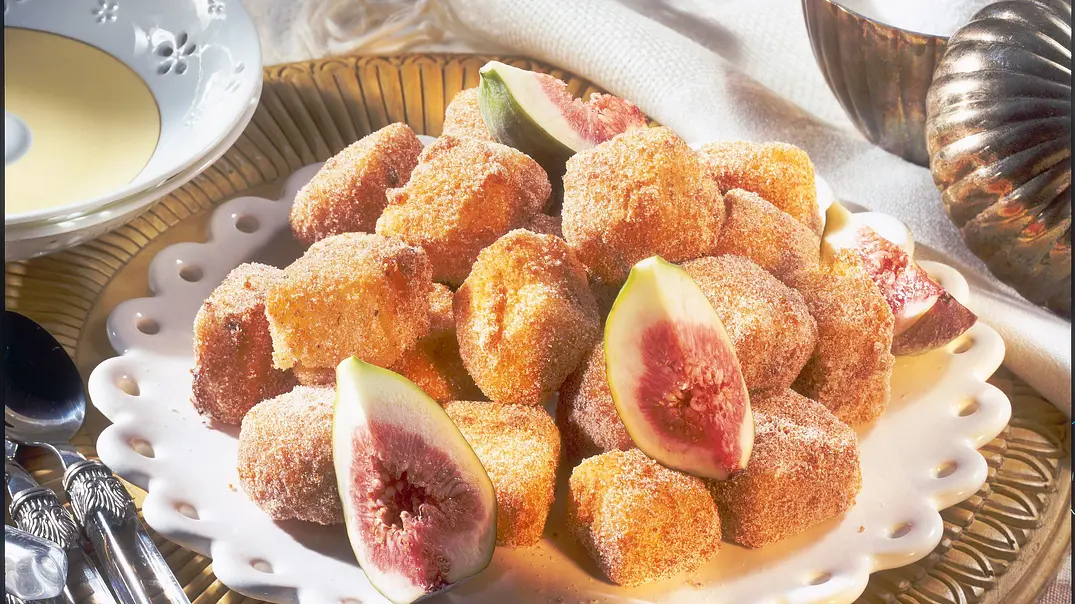 Gebratene Puddingwürfel (Leche Frita) Rezept - Foto: LECKER @ Bauer Media Group Gebratene Puddingwürfel (Leche Frita) Rezept - Foto: LECKER @ Bauer Media Group