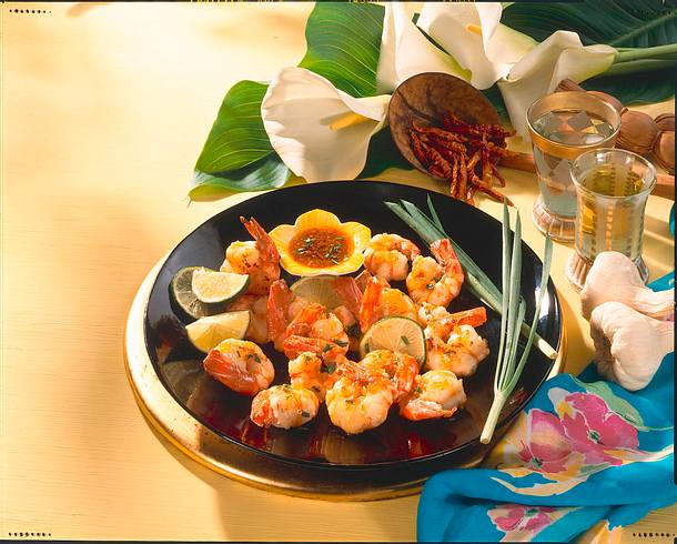 Gebratene Riesengarnelen (Goong Pow Nampla Wan) Rezept