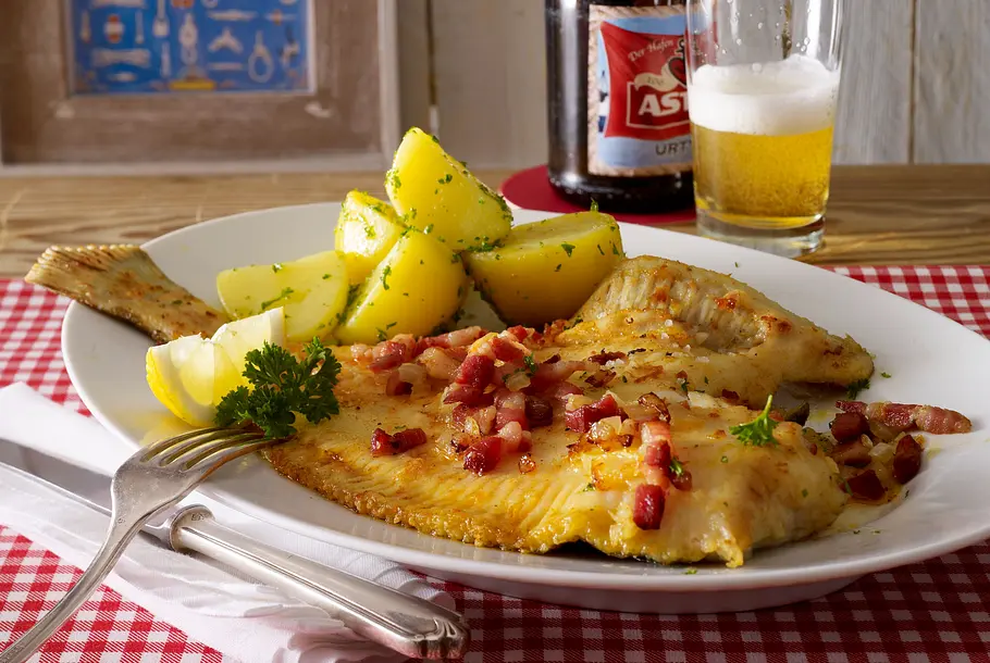 Gebratene Scholle „Finkenwerder Art“ Rezept