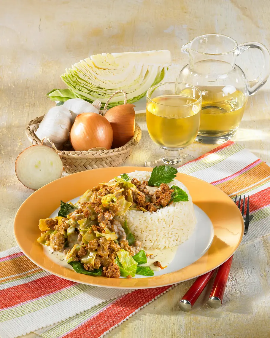 Gebratener Kohl mit Hackfleisch Rezept Gebratener Kohl mit Hackfleisch Rezept