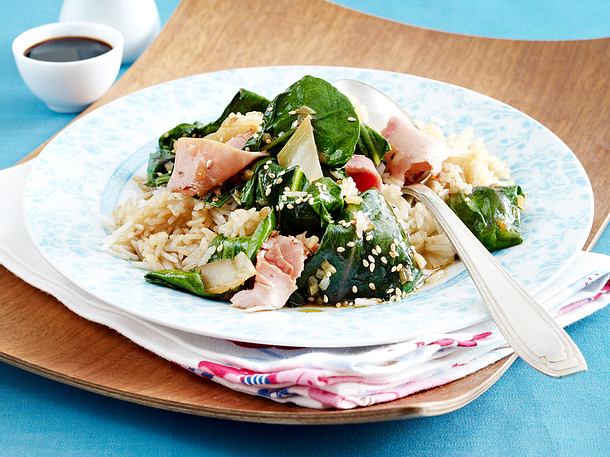 Gebratener Mangold mit Sesam Rezept Gebratener Mangold mit Sesam Rezept