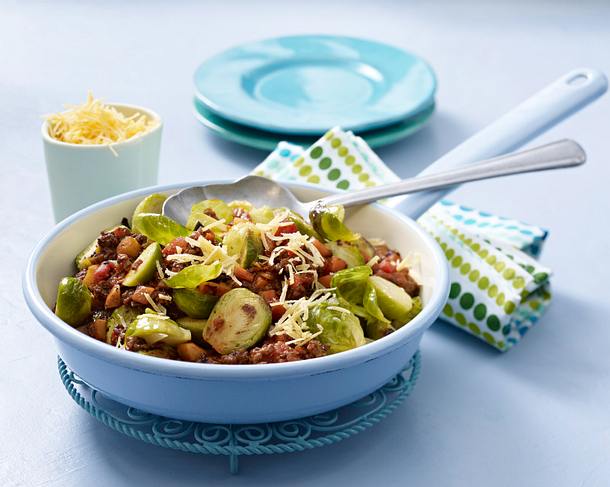 Gebratener Rosenkohl zu Bolognese Rezept Gebratener Rosenkohl zu Bolognese Rezept