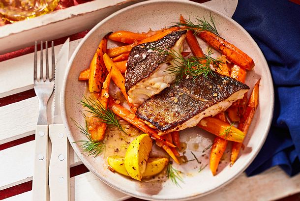 Gebratener Skrei mit Möhrengemüse Rezept Gebratener Skrei mit Möhrengemüse Rezept