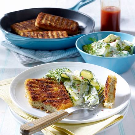 Gebratenes Käsesteak mit Gurkensalat Rezept