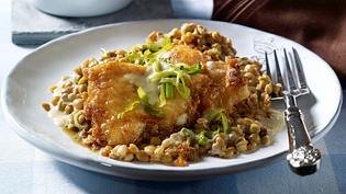 Gebratenes Pangasiusfilet auf Balsamico-Linsen Rezept - Foto: LECKER @ Bauer Media Group