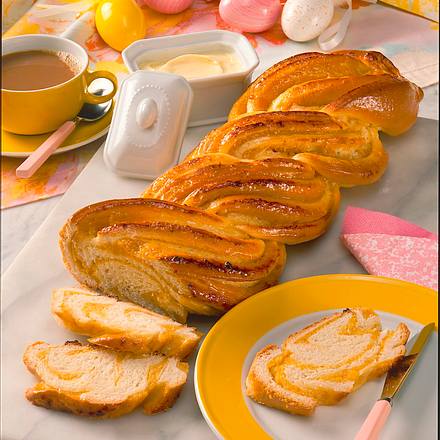 Gedrehtes Osterbrot Rezept Gedrehtes Osterbrot Rezept