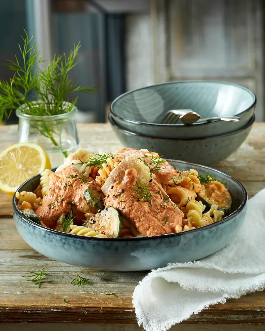 Gedünsteter Seelachs mit Schafskäsehaube Rezept Gedünsteter Seelachs mit Schafskäsehaube Rezept
