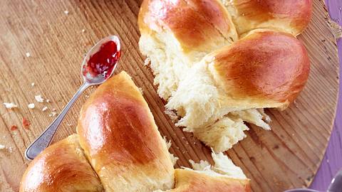 Geflochtenes Brioche-Brot Rezept - Foto: House of Food / Bauer Food Experts KG