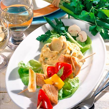 Geflügel-Spieße mit Pürree Rezept Geflügel-Spieße mit Pürree Rezept