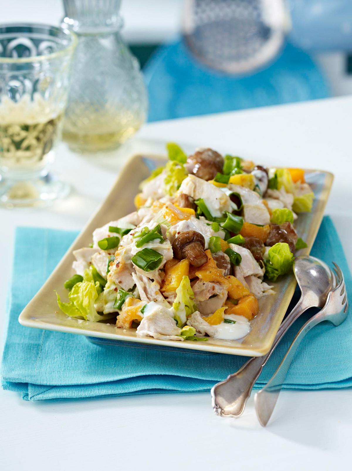 Geflügelsalat mit Mango und Pilzen Rezept