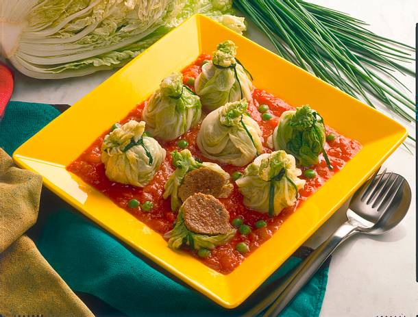 Gefüllte Chinakohlblätter Rezept Gefüllte Chinakohlblätter Rezept