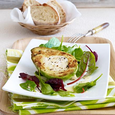 Gefüllte gebratene Avocado mit Ziegenfrischkäse Rezept Gefüllte gebratene Avocado mit Ziegenfrischkäse Rezept