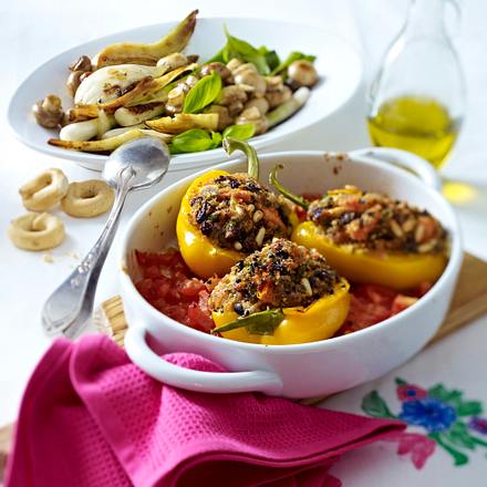 Gefüllte gelbe Paprikaschoten Rezept Gefüllte gelbe Paprikaschoten Rezept