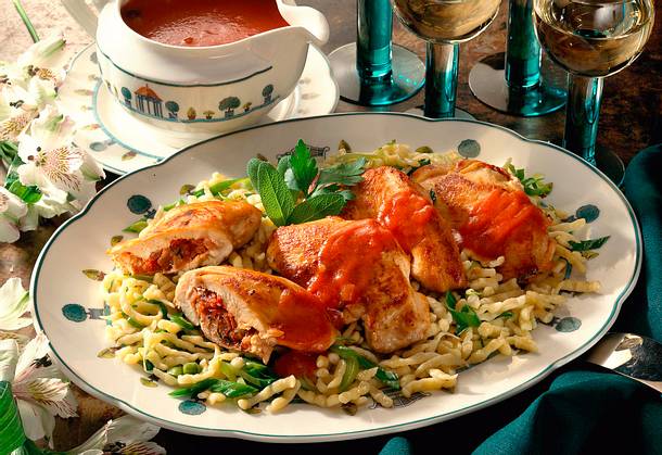 Gefüllte Hähnchenbrust Rezept Gefüllte Hähnchenbrust Rezept