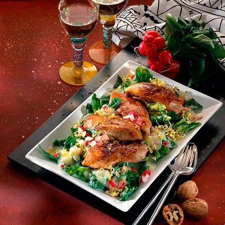 Gefüllte Hähnchenbrust auf Spinat-Salat Rezept