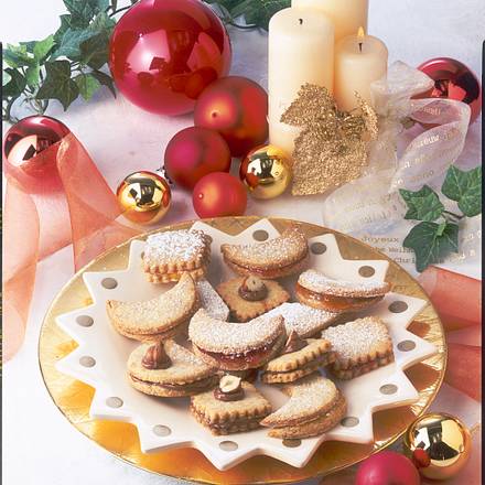 Gefüllte Haselnusskekse Rezept
