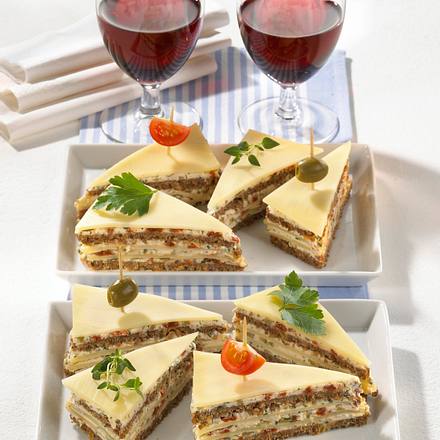 Gefüllte Käse-Ecken Rezept Gefüllte Käse-Ecken Rezept