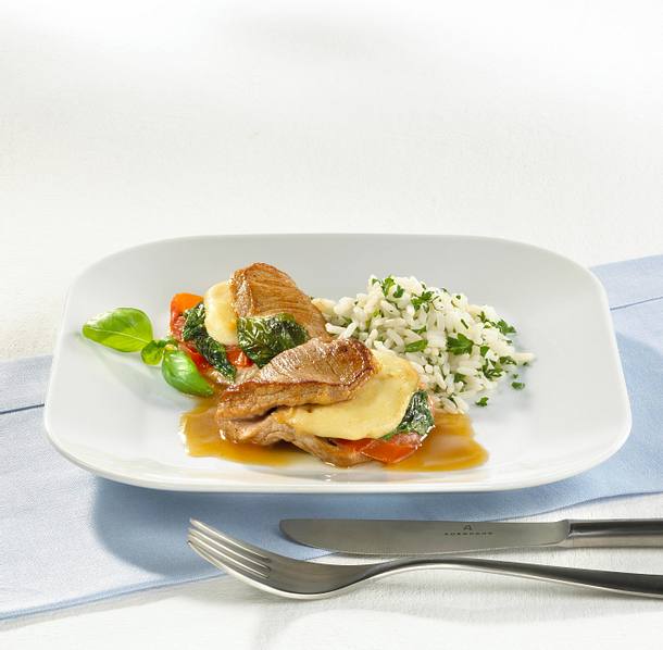 Gefüllte Kalbschnitzel mit Weinsoße Rezept Gefüllte Kalbschnitzel mit Weinsoße Rezept