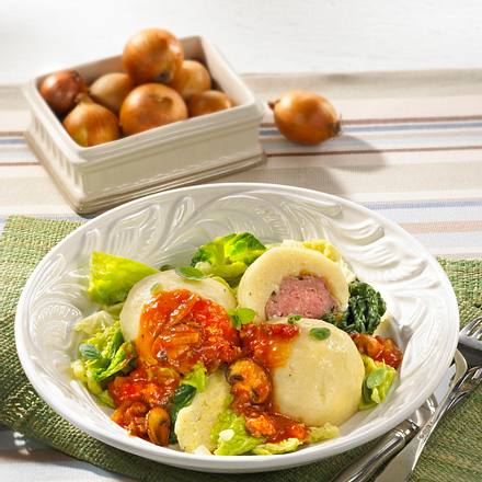 Gefüllte Kartoffelklöße mit Mett Rezept Gefüllte Kartoffelklöße mit Mett Rezept