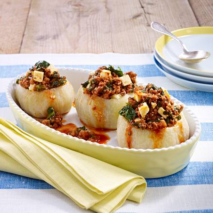 Gefüllte Kohlrabi mit Spinat-Hack-Füllung Rezept Gefüllte Kohlrabi mit Spinat-Hack-Füllung Rezept
