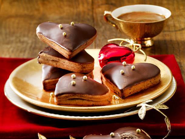 Gefüllte Lebkuchenherzen Rezept Gefüllte Lebkuchenherzen Rezept