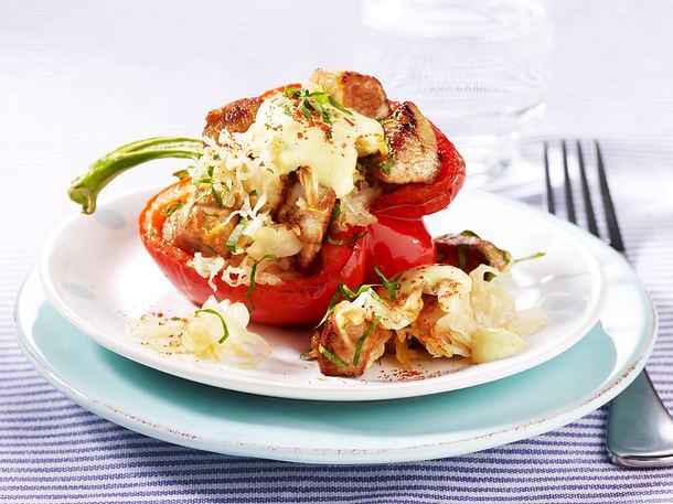 Gefüllte Paprika mit Pute Rezept Gefüllte Paprika mit Pute Rezept