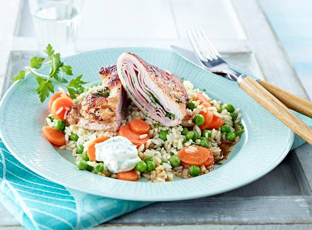 Gefüllte Schnitzel zu Gemüsereis Rezept Gefüllte Schnitzel zu Gemüsereis Rezept