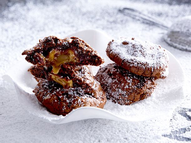 Gefüllte Schokokekse mit Karamell Rezept