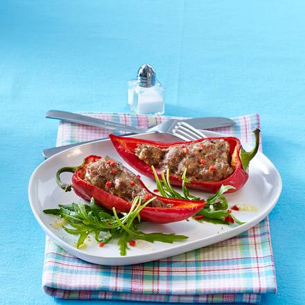 Gefüllte Spitzpaprika mit Rauke Rezept Gefüllte Spitzpaprika mit Rauke Rezept