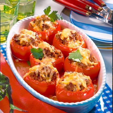 Gefüllte Tomaten mit Hack Rezept Gefüllte Tomaten mit Hack Rezept