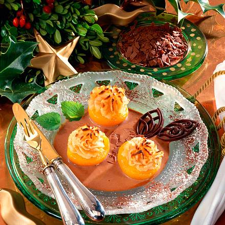 Gefüllte, überbackene Aprikosenhälften Rezept Gefüllte, überbackene Aprikosenhälften Rezept
