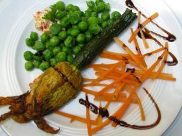 gefüllte Zucchiniblüten Rezept gefüllte Zucchiniblüten Rezept