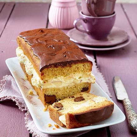 Gefüllter Haselnusskuchen Rezept