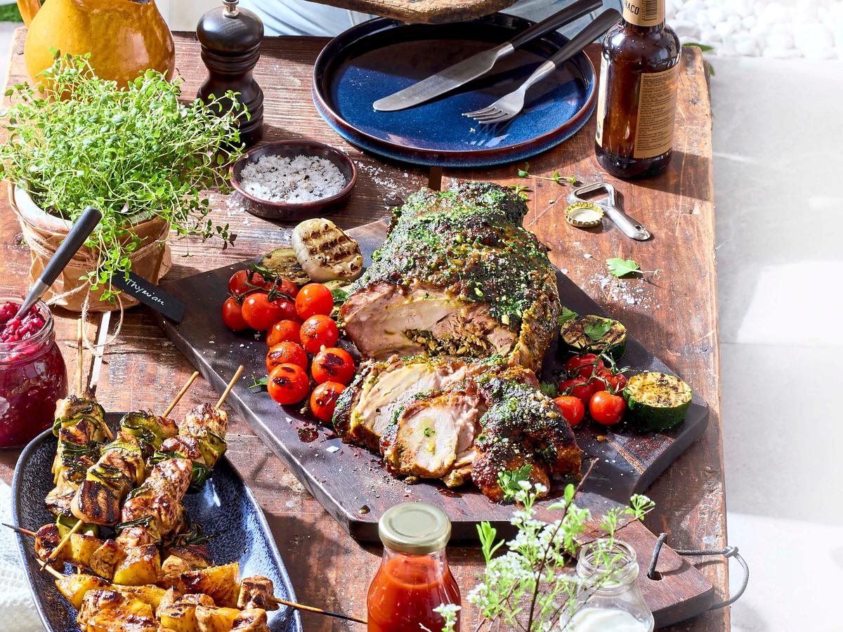 Gefüllter Nackenbraten mit Petersiliencreme Rezept