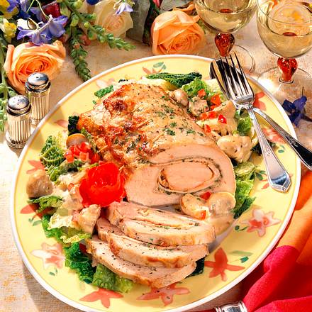 Gefüllter Schweinerollbraten Rezept Gefüllter Schweinerollbraten Rezept