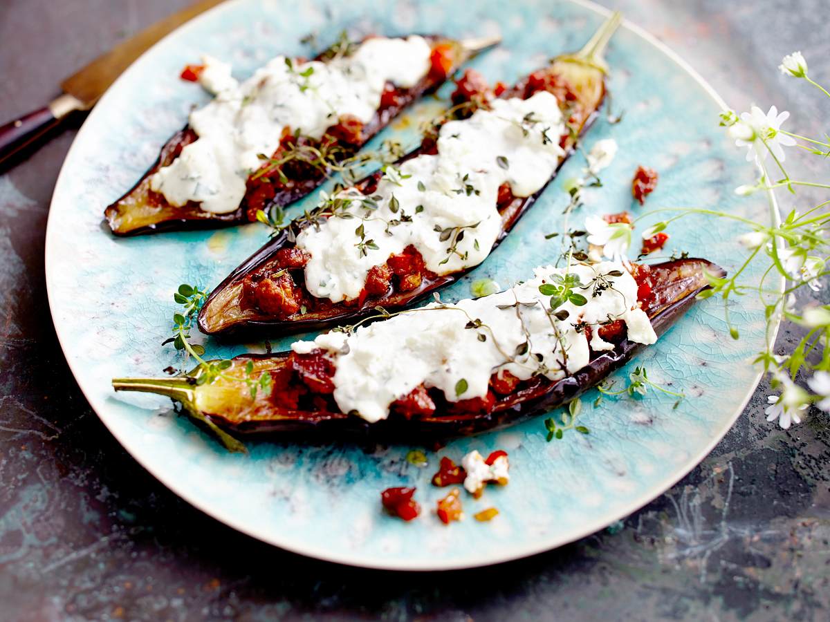 Gefüllte Aubergine mit Feta und Hack Rezept