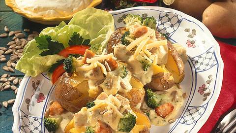 Gefüllte Backkartoffeln Rezept - Foto: House of Food / Bauer Food Experts KG