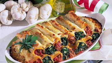 Gefüllte Cannelloni mit zweierlei Füllung Rezept - Foto: House of Food / Bauer Food Experts KG