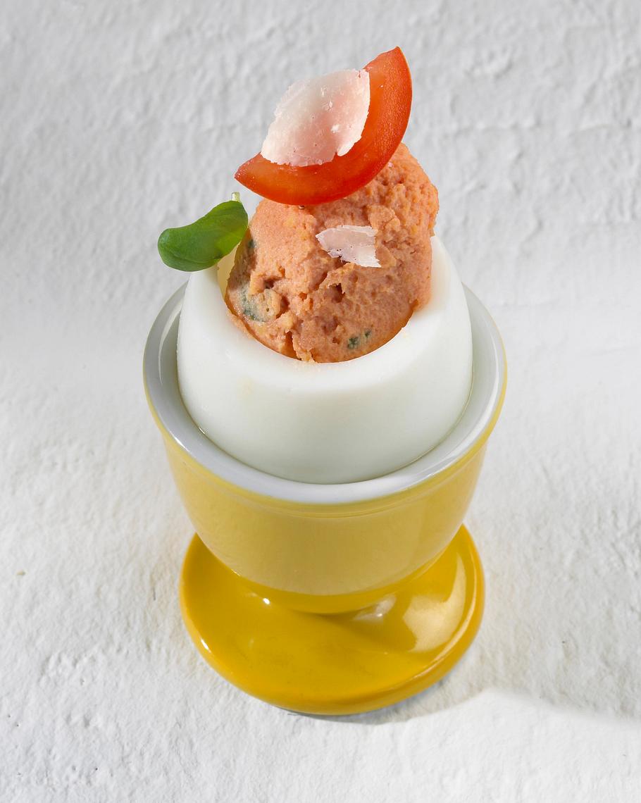 Gefüllte Eier mit Tomatencreme Rezept